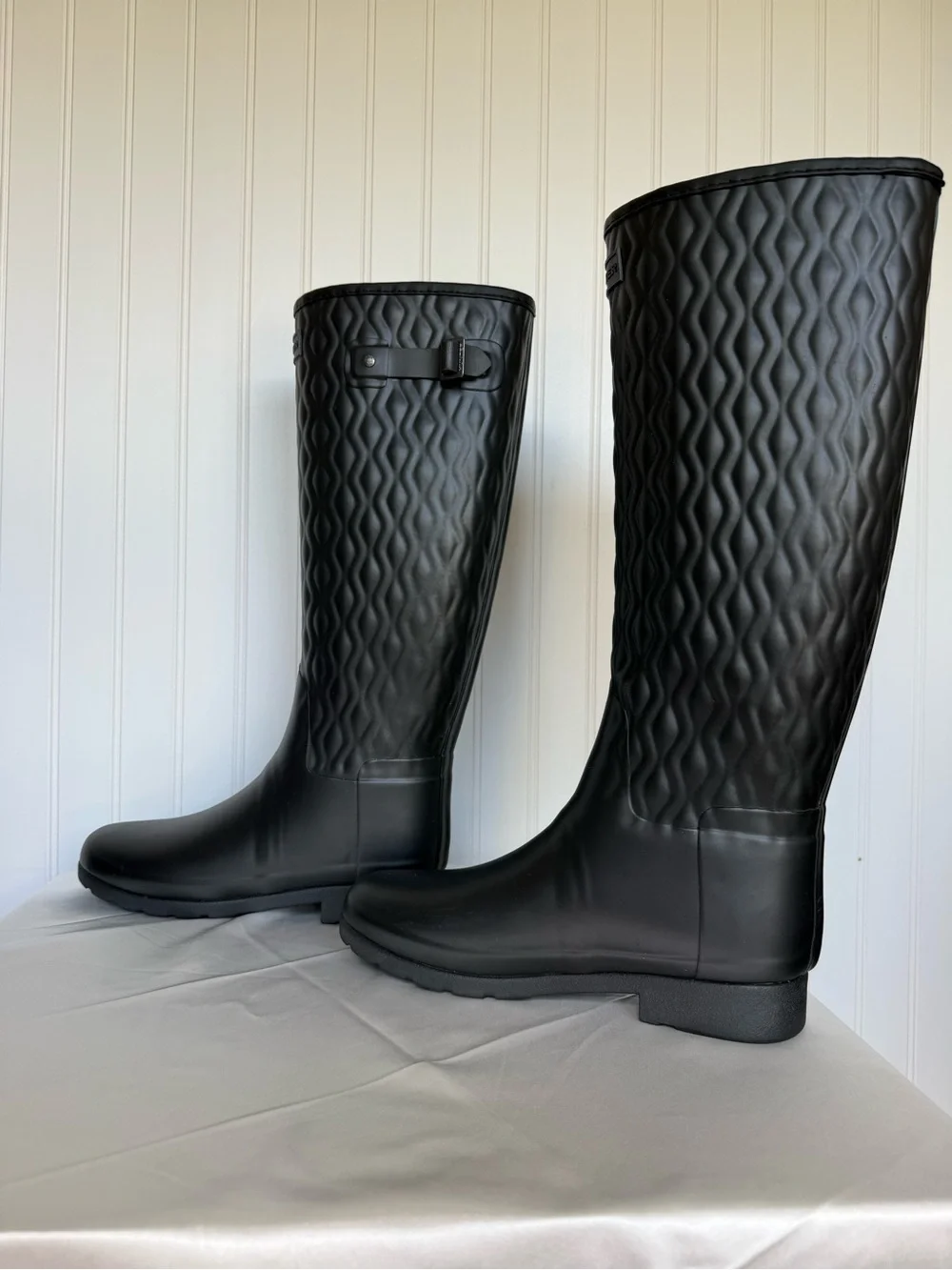Hunter Refined Tall Vertical Quilt Rain Boots Black US 9
